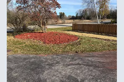 9215 W County Line Rd, Milwaukee, WI 53224 - Photo 64