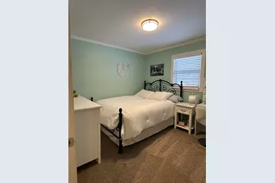 W196N16501  Hawthorn Dr, Jackson, WI 53037 - Photo 8