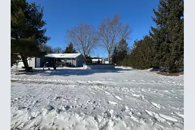 W196N16501  Hawthorn Dr, Jackson, WI 53037 - Photo 18