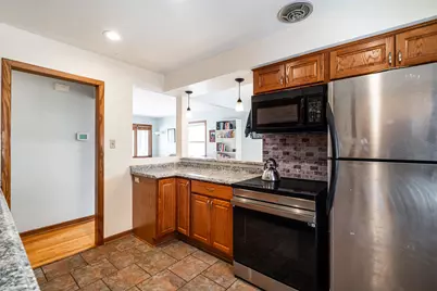 4049 S Hately Ave, Saint Francis, WI 53235 - Photo 8