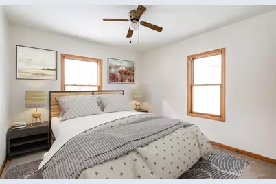 537  Pennsylvania Ave, West Bend, WI 53095 - Photo 14