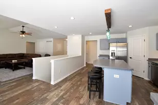 W1401 Valley View Ct, Ixonia, WI 53036 - Photo 10