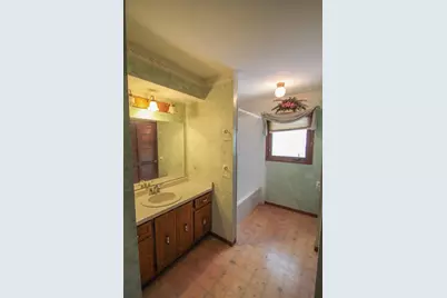 2741 N 56th St, Milwaukee, WI 53210 - Photo 8