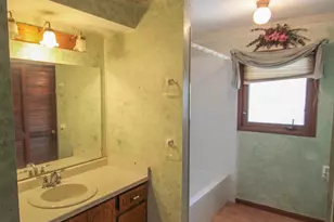 2741 N 56th St, Milwaukee, WI 53210 - Photo 8