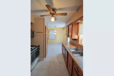 2741 N 56th St, Milwaukee, WI 53210 - Photo 4