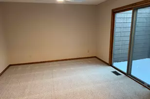 175 N Elm Grove Rd, Brookfield, WI 53005 - Photo 18