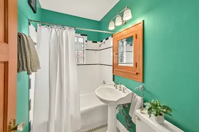 2438  Lefeber Ave, Wauwatosa, WI 53213 - Photo 18