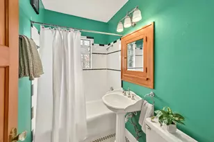 2438 Lefeber Ave, Wauwatosa, WI 53213 - Photo 18