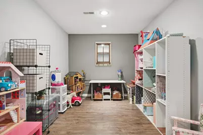 N57W24444  Falcon Ct, Sussex, WI 53089 - Photo 32