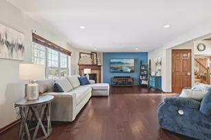 N57W24444 Falcon Ct, Sussex, WI 53089 - Photo 12