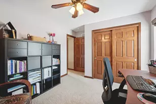 N57W24444 Falcon Ct, Sussex, WI 53089 - Photo 18