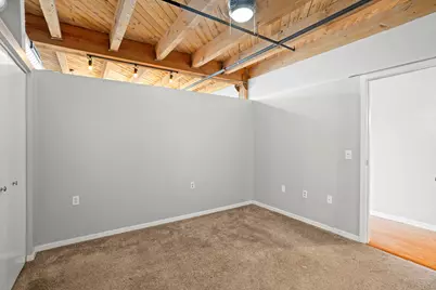 234 E Reservoir Ave #506, Milwaukee, WI 53212 - Photo 6