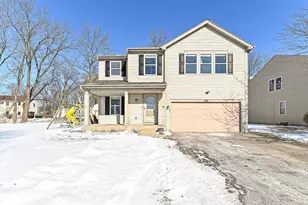 324 W Hidden Trail, Elkhorn, WI 53121 - Photo 2