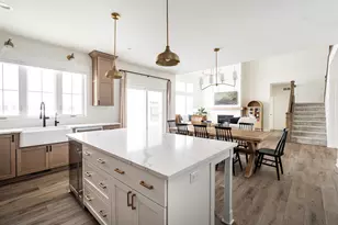 W274N6937 Pintail Ct, Lisbon, WI 53089 - Photo 14