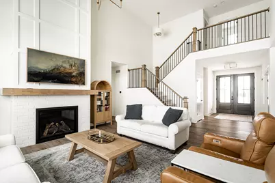 W274N6937  Pintail Ct, Lisbon, WI 53089 - Photo 2