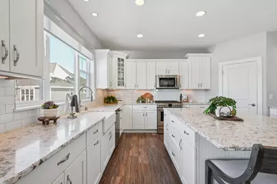 W137N6161  Weyer Farm Ct, Menomonee Falls, WI 53051 - Photo 18