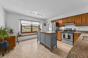 N73W5381 Georgetown Dr, Cedarburg, WI 53012 - Photo 4