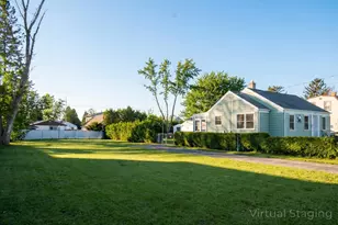 1013 28th St, Two Rivers, WI 54241 - Photo 2