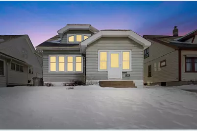 1828 N 55th St, Milwaukee, WI 53208 - Photo 2