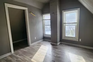 935 W Greenfield Ave, Milwaukee, WI 53204 - Photo 12