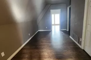 935 W Greenfield Ave, Milwaukee, WI 53204 - Photo 10