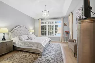 10831 N Essex Dr, Mequon, WI 53092 - Photo 10