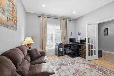 10831 N Essex Dr, Mequon, WI 53092 - Photo 6