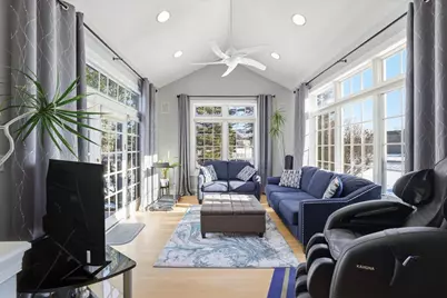 10831 N Essex Dr, Mequon, WI 53092 - Photo 26