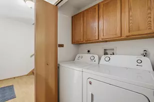 2129 E Broadway, Waukesha, WI 53186 - Photo 10