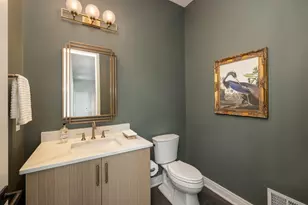 5589 N Danbury Rd, Whitefish Bay, WI 53217 - Photo 8