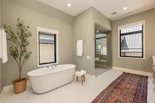 5589 N Danbury Rd, Whitefish Bay, WI 53217 - Photo 12