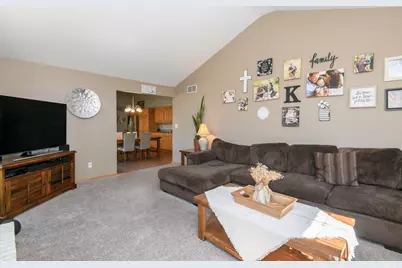 767  Alex Ct, Pewaukee, WI 53072 - Photo 28