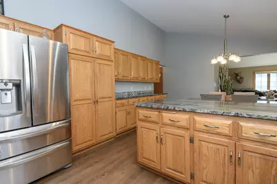 767  Alex Ct, Pewaukee, WI 53072 - Photo 22