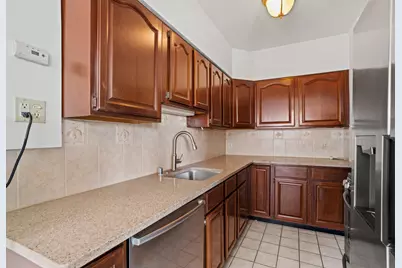 1028 E Juneau Ave #503, Milwaukee, WI 53202 - Photo 10