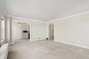 1028 E Juneau Ave, Milwaukee, WI 53202 - Photo 8