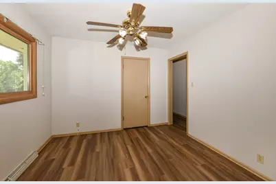 N70W13848  Brentwood Dr, Menomonee Falls, WI 53051 - Photo 12