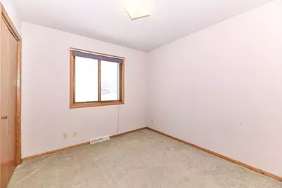 1521  Prairie Dr, Racine, WI 53406 - Photo 20