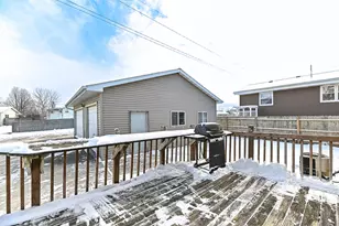 1521 Prairie Dr, Racine, WI 53406 - Photo 40