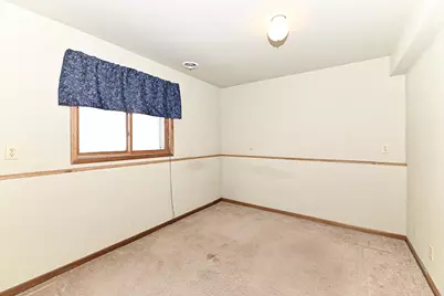 1521  Prairie Dr, Racine, WI 53406 - Photo 30