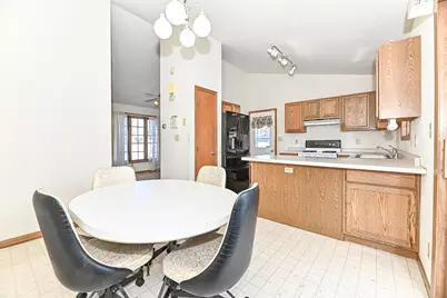 1521  Prairie Dr, Racine, WI 53406 - Photo 10