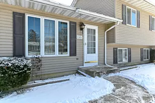 1521 Prairie Dr, Racine, WI 53406 - Photo 2