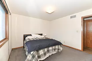 1521 Prairie Dr, Racine, WI 53406 - Photo 18