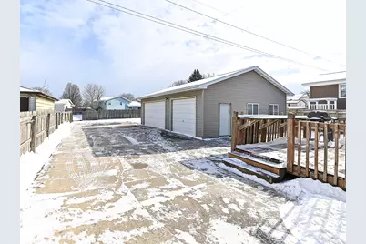 1521  Prairie Dr, Racine, WI 53406 - Photo 34