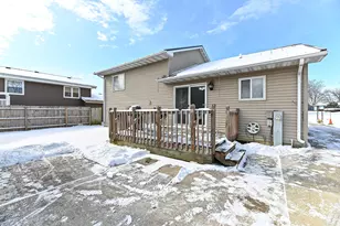 1521 Prairie Dr, Racine, WI 53406 - Photo 38