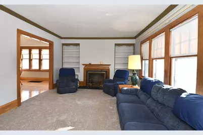 6426 W Wisconsin Ave, Wauwatosa, WI 53213 - Photo 12