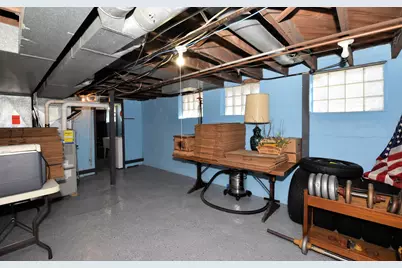 6426 W Wisconsin Ave, Wauwatosa, WI 53213 - Photo 22