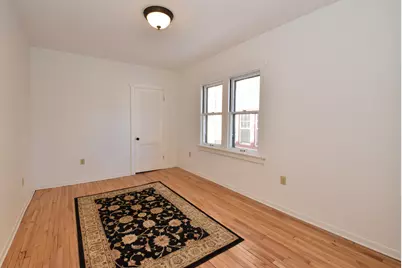 6426 W Wisconsin Ave, Wauwatosa, WI 53213 - Photo 6