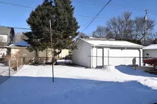 6426 W Wisconsin Ave, Wauwatosa, WI 53213 - Photo 28