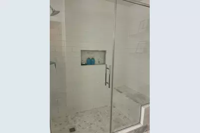 800  Elise Ct, Waukesha, WI 53189 - Photo 8