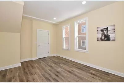 3002 W Kilbourn Ave, Milwaukee, WI 53208 - Photo 16